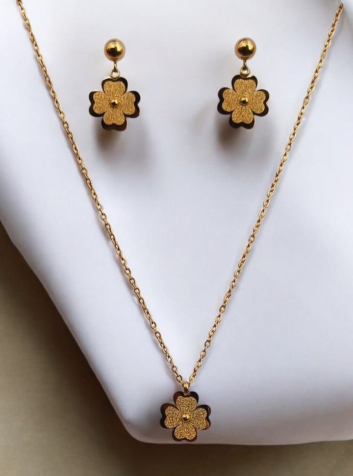 Lucky Clover Charm Set