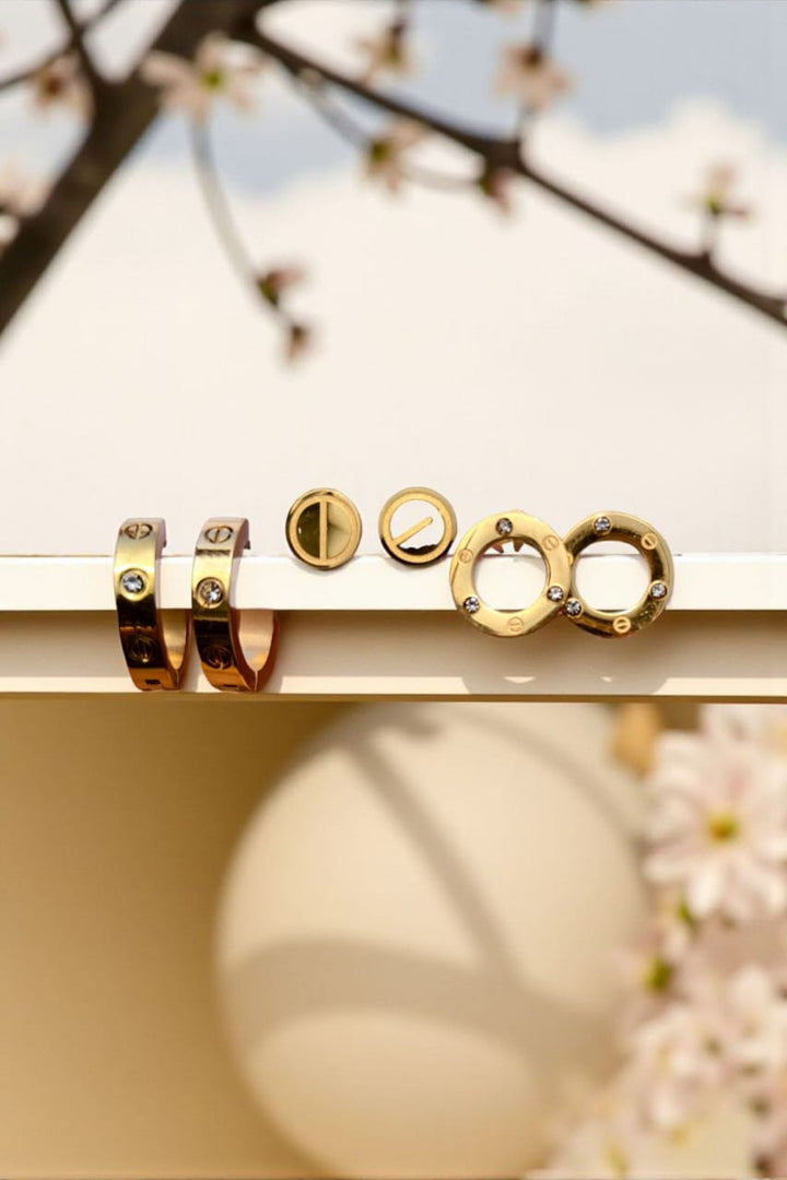 Iconic Screw Motif Triple Piercing Earring