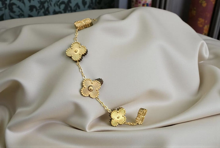 Golden Fortune Chain Bracelet
