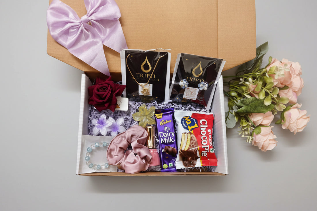 “Forever Love Mini Valentine Hamper 💌”