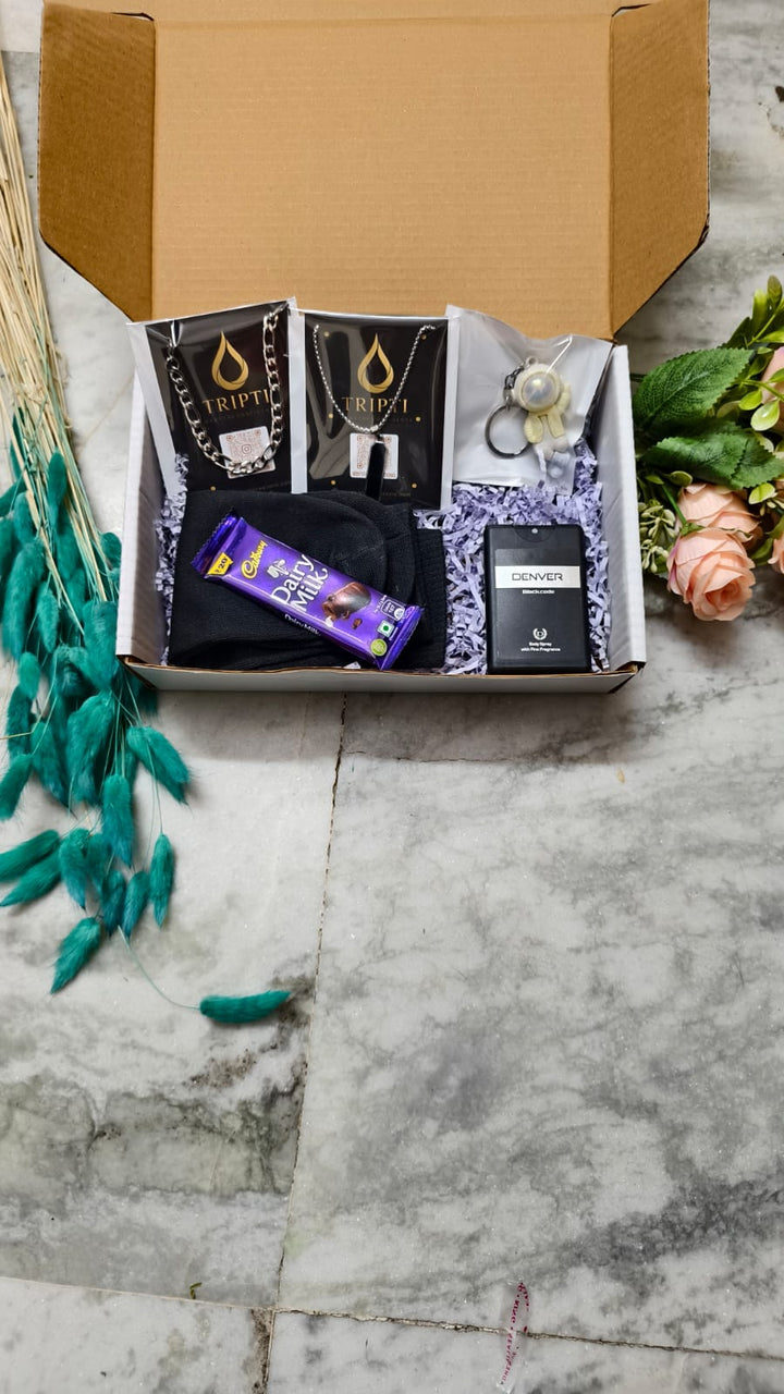 Main Character Him Box ✨